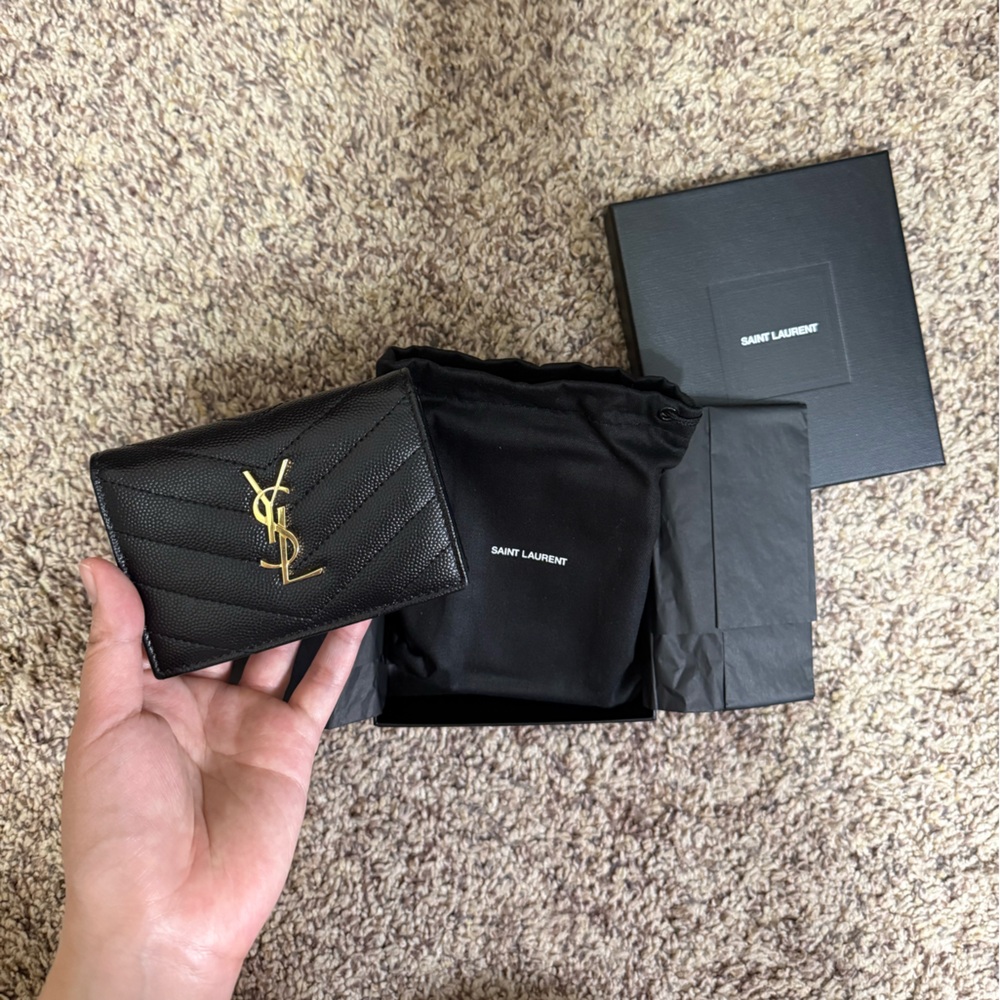 YSL CASSANDRE MATELASSÉ BUSINESS CARD CASE IN GRAIN DE POUDRE LEATHER